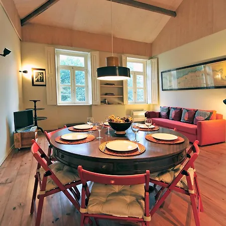 Flh Captain House Apartmán *