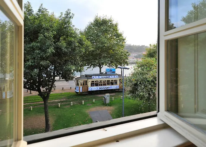 Flh Captain House Apartmán *