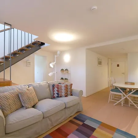 Flh Captain House Apartman *