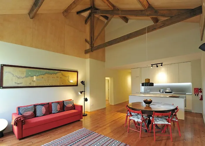 Flh Captain House 아파트